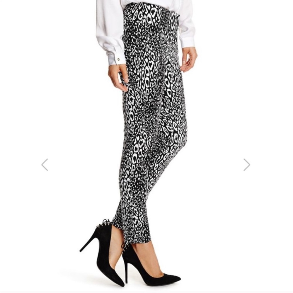 Guess Leopard Print Zip Back Skinny Pant